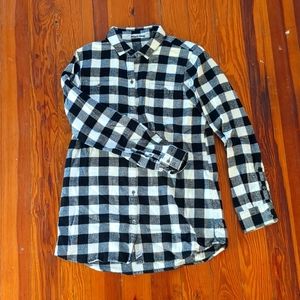 Woolrich XS black and white buffalo plaid flannel shirt